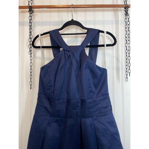 David’s Bridal Twist Y-Neck Halter Mini Fit & Flare Dress Pockets Navy Size 12 - Picture 3 of 9